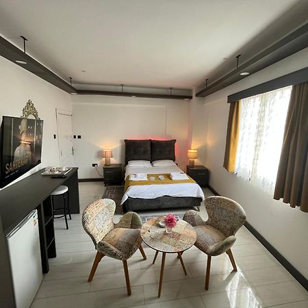 Tiana Boutique Aparthotel Famagusta  Buitenkant foto