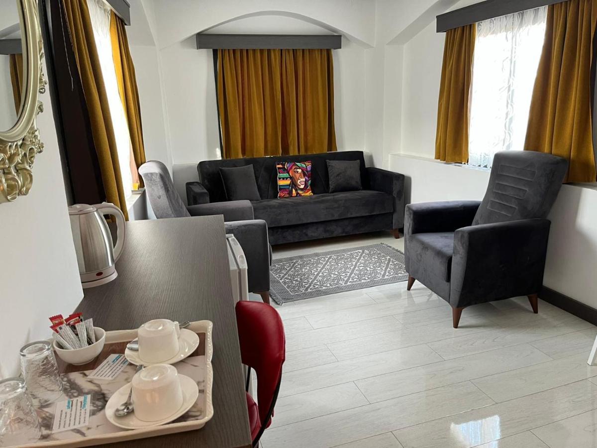 Tiana Boutique Aparthotel Famagusta  Buitenkant foto